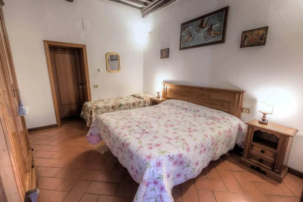 Hotel Sabrina Cortona 3*,